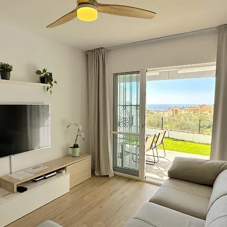 Apartment Fuer 4 Personen Ca 70 Qm In Nerja, Andalusien Costa Del Sol *